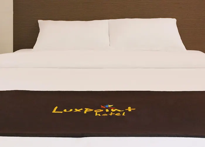 Luxpoint Hotel Baratajaya Surabaya